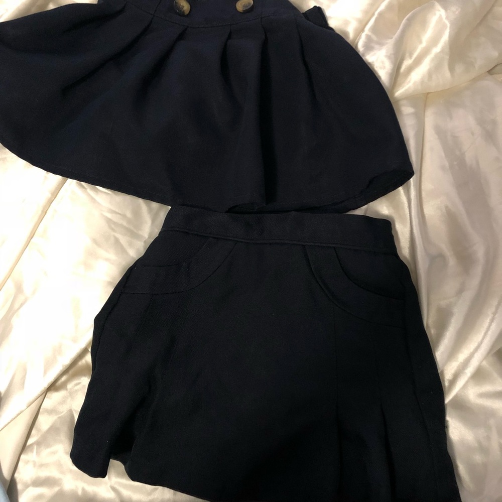 Uniform skirts